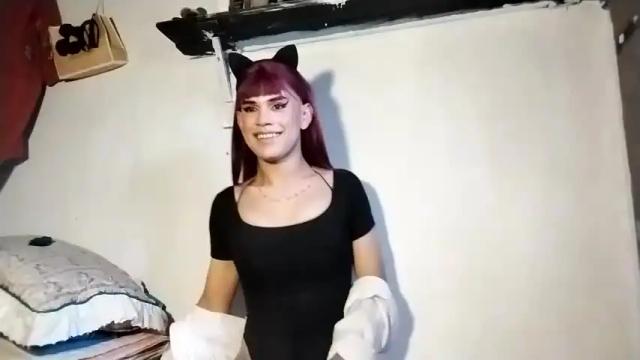 Image 8 of badbarbieee_ Stream on Chaturbate on 13 months ago