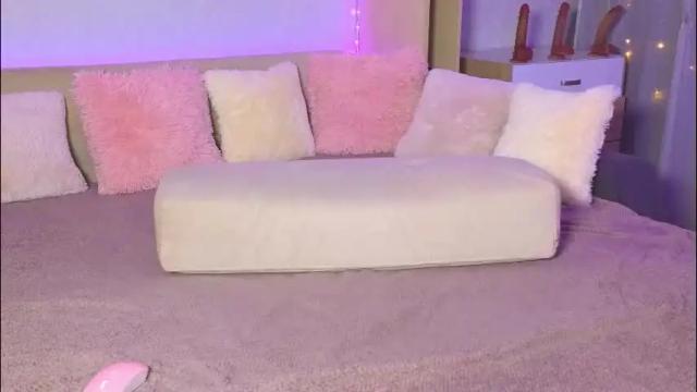 Image 12 of badbitchcuteface Stream on Chaturbate on 1 month ago