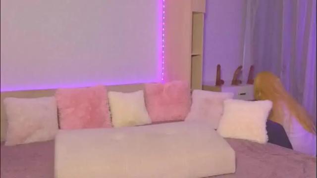 Image 7 of badbitchcuteface Stream on Chaturbate on 7 days ago