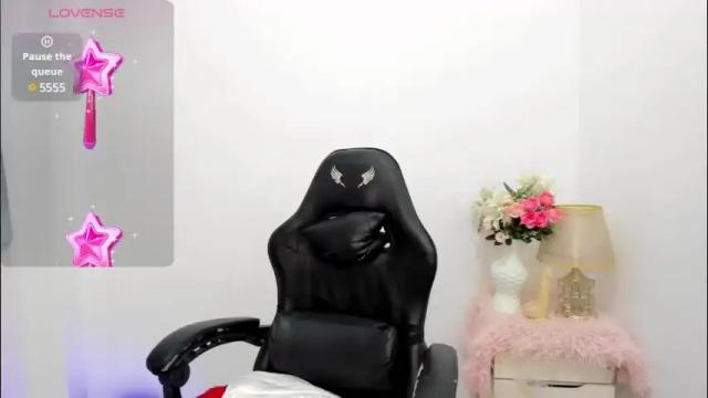 Image 11 of baddie_arya Stream on Chaturbate on 1 month ago