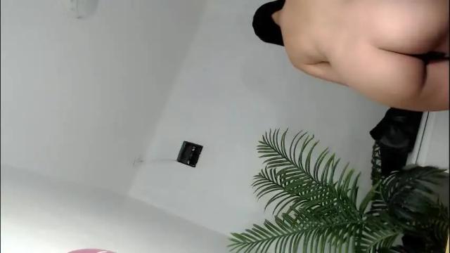 Image 2 of baddie_bunnyx Stream on Chaturbate on 2 days ago