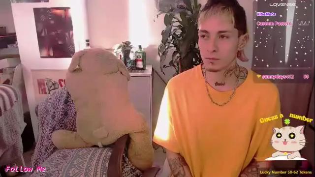 Image 7 of badeyes_crazylilgoat Stream on Chaturbate on 2 months ago