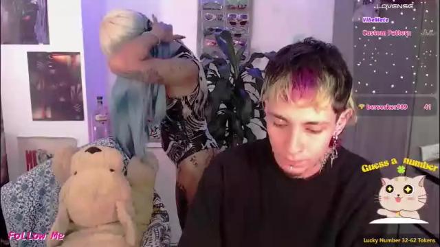 Image 3 of badeyes_crazylilgoat Stream on Chaturbate on 1 month ago