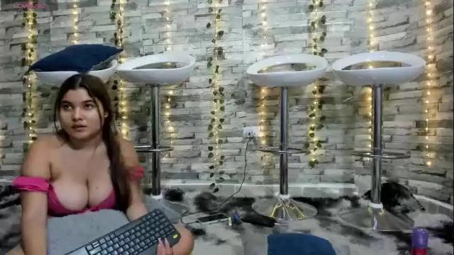 Image 11 of badgirls_000 Stream on Chaturbate on 1 month ago