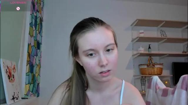 Image 10 of bam_bi Stream on Chaturbate on 2 months ago