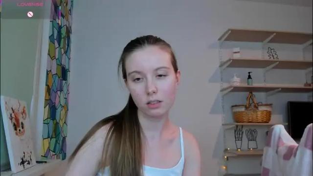 Image 8 of bam_bi Stream on Chaturbate on 2 months ago