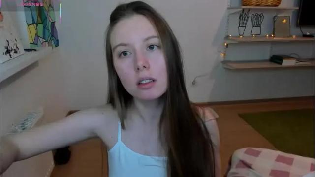 Image 2 of bam_bi Stream on Chaturbate on 1 month ago