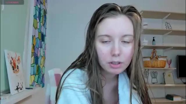 Image 2 of bam_bi Stream on Chaturbate on 1 month ago