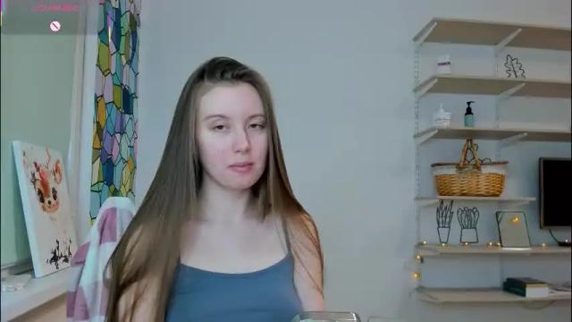 Image 2 of bam_bi Stream on Chaturbate on 1 month ago