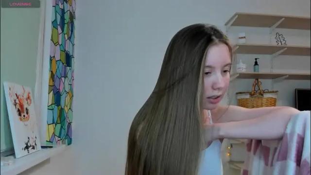 Image 4 of bam_bi Stream on Chaturbate on 1 month ago