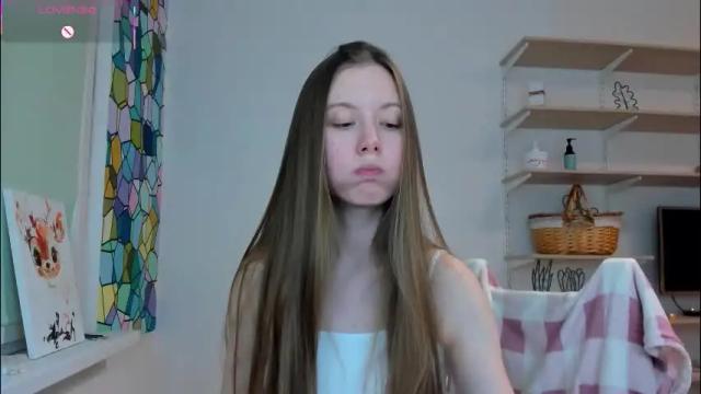 Image 4 of bam_bi Stream on Chaturbate on 1 month ago