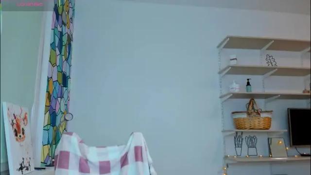 Image 3 of bam_bi Stream on Chaturbate on 29 days ago