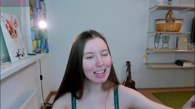 Image 3 of bam_bi Stream on Chaturbate on 21 days ago