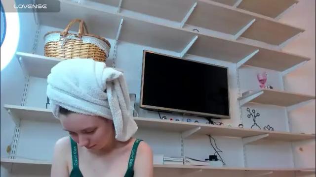 Image 7 of bam_bi Stream on Chaturbate on 8 hours ago