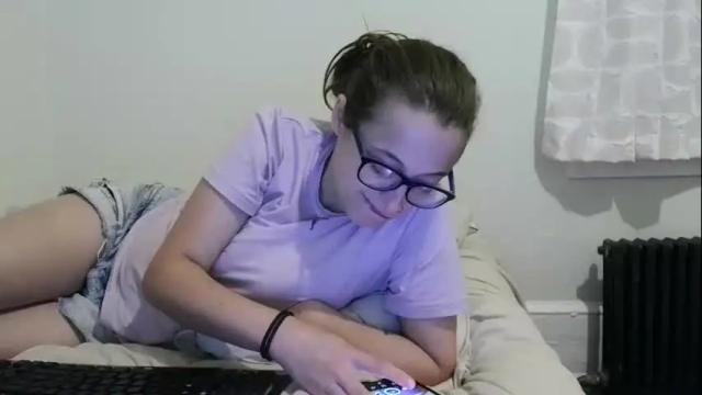 Image 2 of bambiboo8113 Stream on Chaturbate on 1 month ago