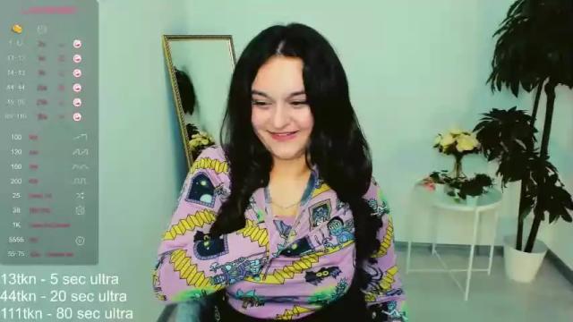 Image 3 of bambieyess Stream on Chaturbate on 22 months ago