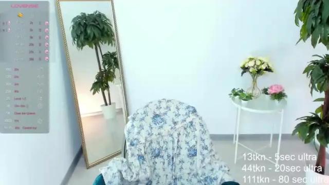 Image 3 of bambieyess Stream on Chaturbate on 22 months ago