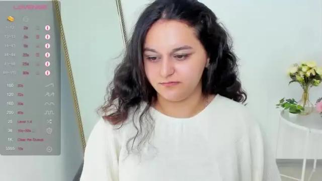 Image 11 of bambieyess Stream on Chaturbate on 13 months ago