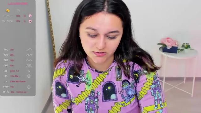 Image 2 of bambieyess Stream on Chaturbate on 13 months ago