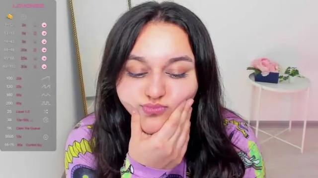 Image 6 of bambieyess Stream on Chaturbate on 13 months ago