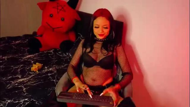 Image 12 of bambiiqueen Stream on Chaturbate on 19 hours ago