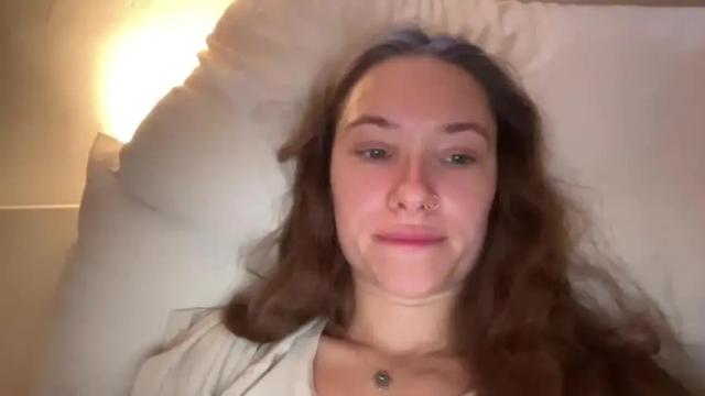 Image 12 of bananaanna18 Stream on Chaturbate on 18 months ago