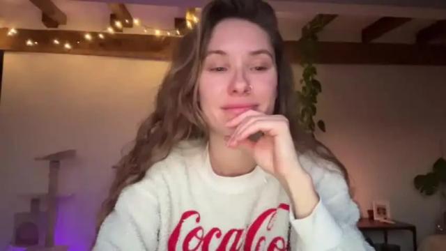 Image 4 of bananaanna18 Stream on Chaturbate on 15 months ago