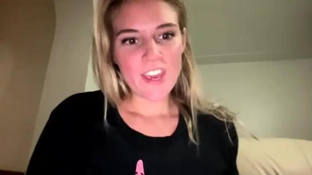 Image 7 of bananascoconutz Stream on Chaturbate on 17 months ago