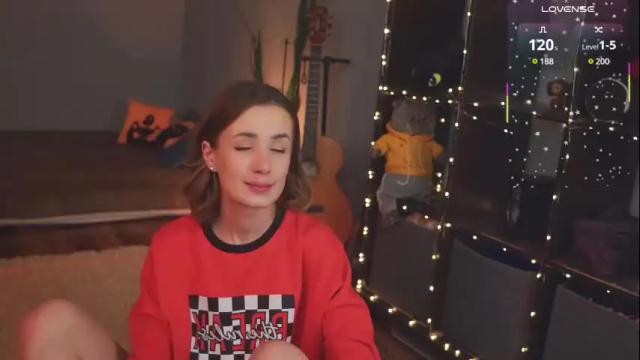 Image 2 of bananya_kitty Stream on Chaturbate on 29 days ago