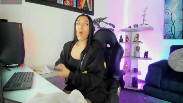 Image 2 of baphy_baby Stream on Chaturbate on 1 month ago