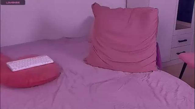 Image 6 of barbara_bb Stream on Chaturbate on 8 days ago