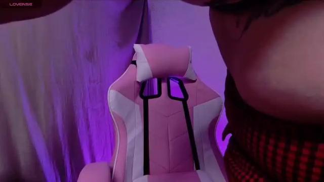 Image 8 of barbara_dennis Stream on Chaturbate on 12 months ago