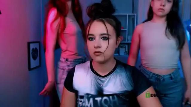Image 6 of barbara_meow_ Stream on Chaturbate on 8 days ago