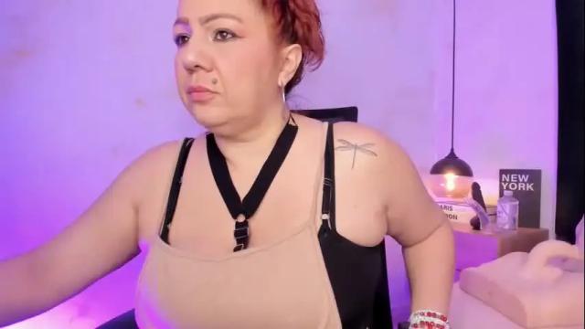 Image 2 of barbara_portman Stream on Chaturbate on 15 days ago