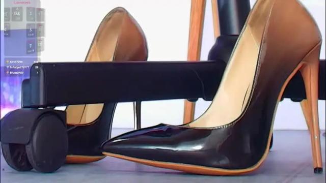 Image 3 of barbara_sw Stream on Chaturbate on 2 months ago