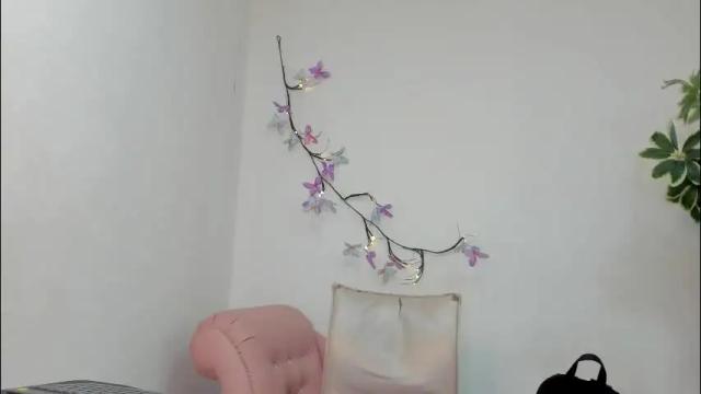 Image 4 of barbaraknox_ Stream on Chaturbate on 2 days ago
