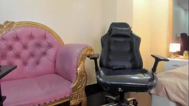 Image 2 of barbarasgreat Stream on Chaturbate on 6 months ago