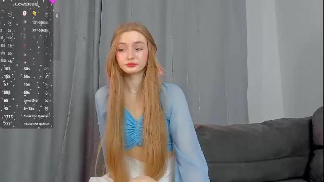 Image 4 of barbbiiedoll Stream on Chaturbate on 1 month ago