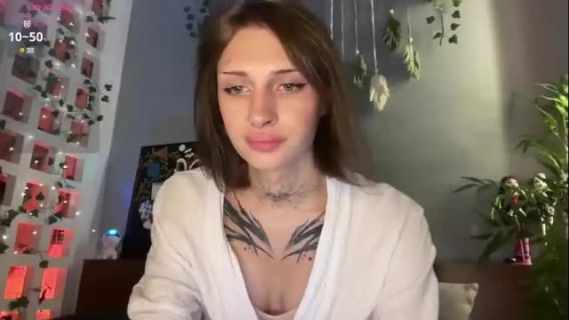 Image 4 of barbie_bi Stream on Chaturbate on 1 month ago
