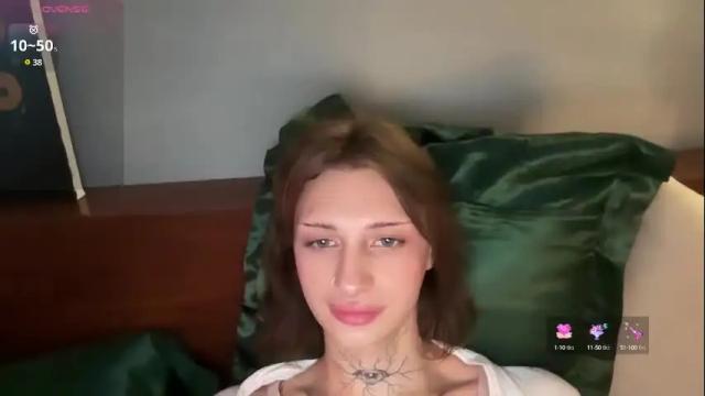 Image 10 of barbie_bi Stream on Chaturbate on 26 days ago