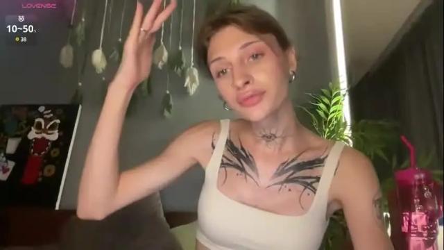 Image 8 of barbie_bi Stream on Chaturbate on 7 days ago