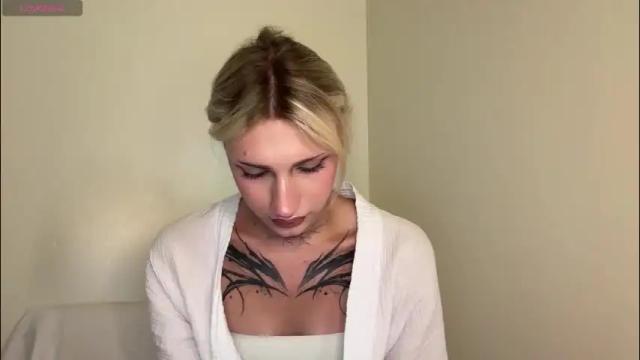 Image 7 of barbie_bi Stream on Chaturbate on 4 months ago