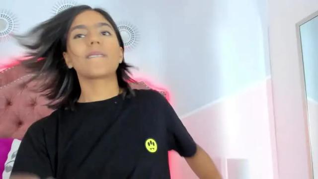 Thumbnail 1, barbie_collins_'s Stream at Chaturbate, 19 months ago