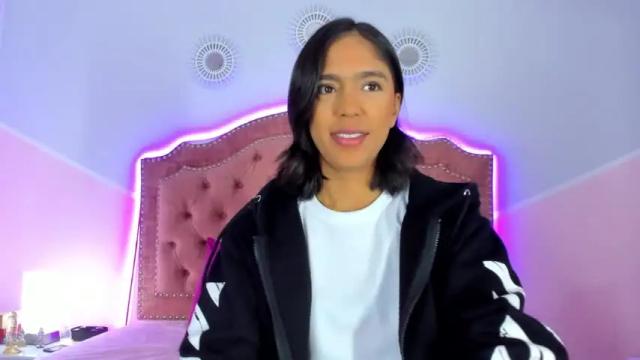 Image 3 of barbie_collins_ Stream on Chaturbate on 18 months ago