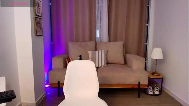 Image 2 of barbie_ev Stream on Chaturbate on 12 days ago