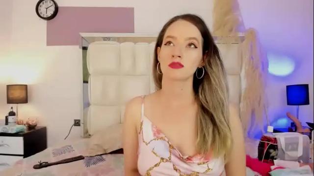 Image 3 of barbie_loveanal Stream on Chaturbate on 19 months ago
