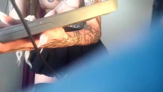 Image 2 of barbie_strong Stream on Chaturbate on 13 months ago