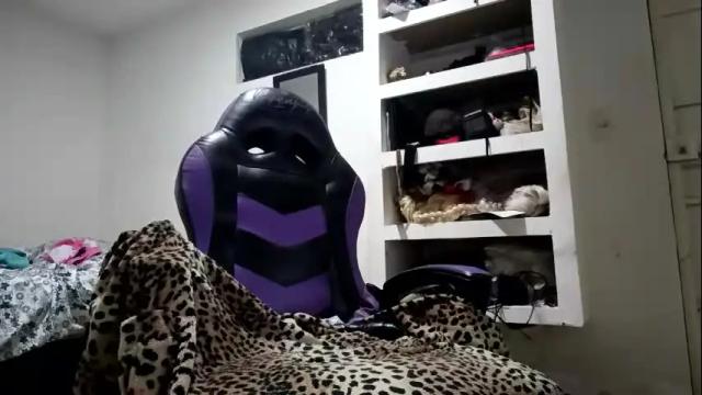 Image 11 of barbie_strong Stream on Chaturbate on 14 days ago