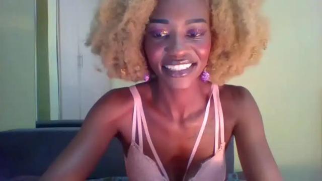 Image 4 of barbie_viv Stream on Chaturbate on 18 months ago