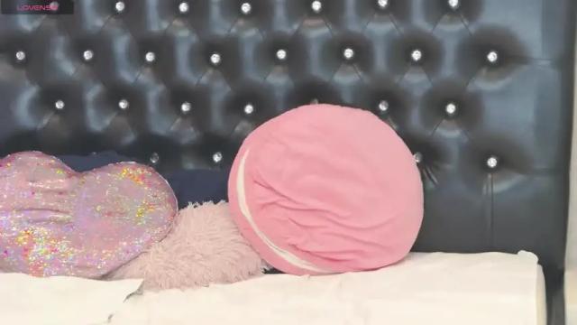 Image 10 of barbieeann Stream on Chaturbate on 15 months ago